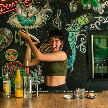 Alpes Lima Kennedy Hostel Экстерьер фото