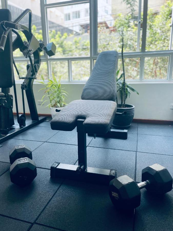 Alpes Lima Kennedy Hostel Экстерьер фото
